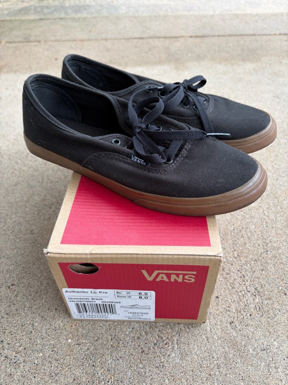 Vans Black Canvas Low-Top Sneakers with Brown Gum Sole